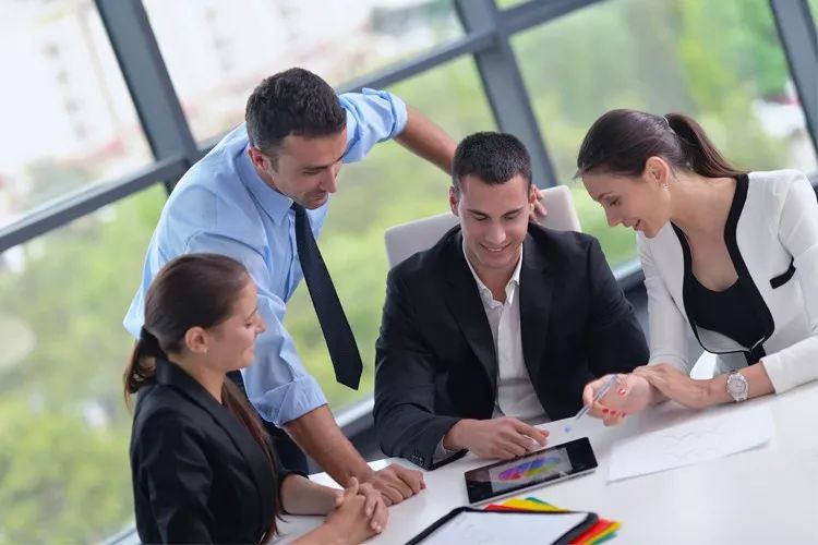 https://mmbiz.qpic.cn/mmbiz_jpg/3S090Pbo28gB23xdRnZQWAXuaAJZNKFORZydFG5ZFicrPqzyydFo6q5Dn6JRskqfibcVxSYXPDfUnibu7h0c3Efng/640?wx_fmt=jpeg